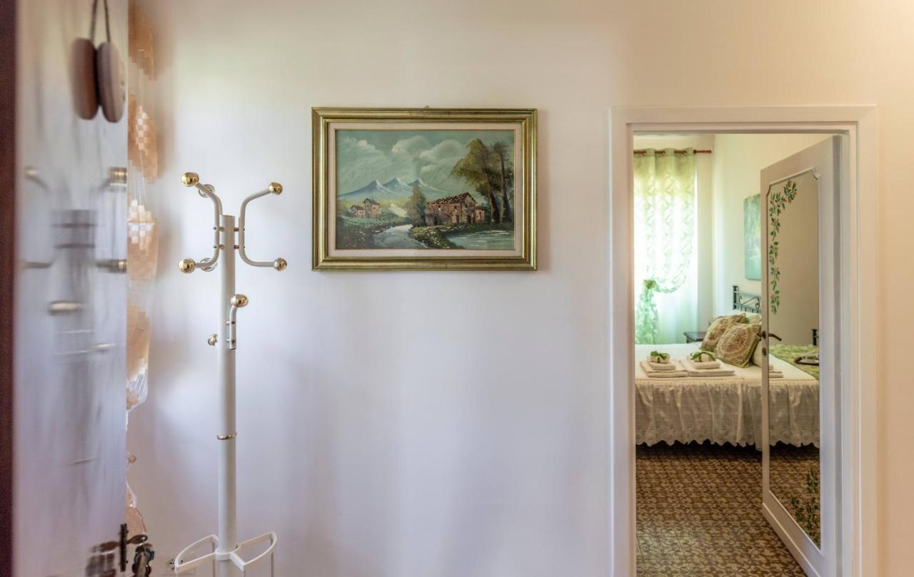 Apartment Airport Casa Sofia *